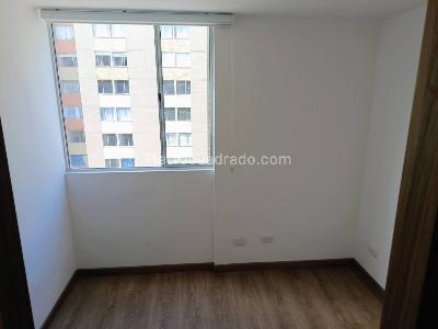 Apartamento en arriendo en El Refugio Fontibon San Pablo, Bogotá · foto 14 de 20