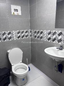 Casa de 5 alcobas en venta en Ricaurte, Bogotá, 220 m² · foto 8 de 20