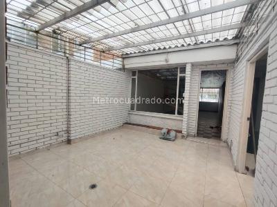 Casa de 4 alcobas en venta en Marsella Iii Sector, Bogotá, 210 m² · foto 4 de 11