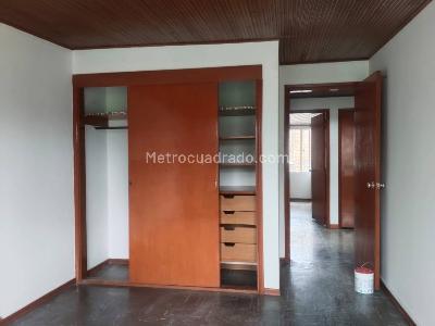 Casa de 4 alcobas en venta en Marsella Iii Sector, Bogotá, 210 m² · foto 5 de 11