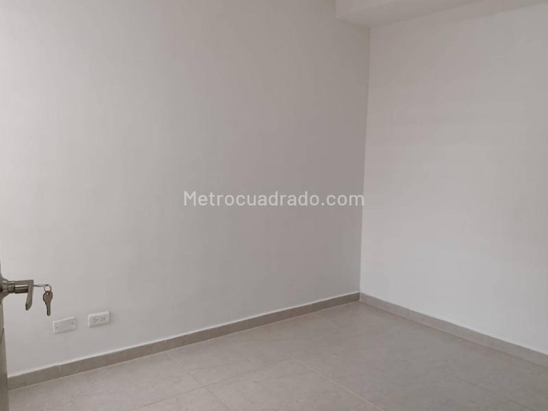 Piso – Soacha, Ciudad Verde, Comuna La Despensa - Más