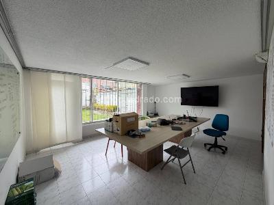 Casa de 5 alcobas en venta en San Nicolas, Bogotá, 133 m² · foto 10 de 20