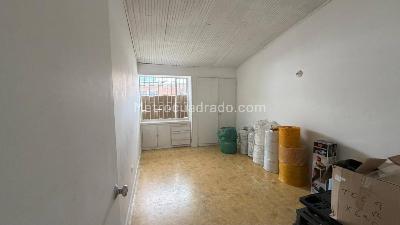 Casa de 5 alcobas en venta en San Nicolas, Bogotá, 133 m² · foto 14 de 20