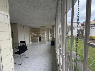 Casa de 5 alcobas en venta en San Nicolas, Bogotá, 133 m² · foto 7 de 20
