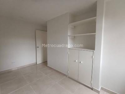 Apartamento de 3 alcobas en venta en Kennedy Oriental Super Mz 7, Bogotá, 67 m² · foto 13 de 20