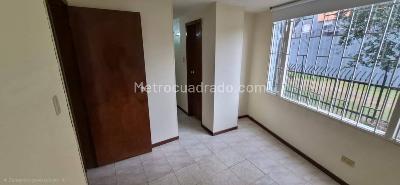 Apartaestudio en venta en Britalia, Bogotá, 16 m² · foto 4 de 12