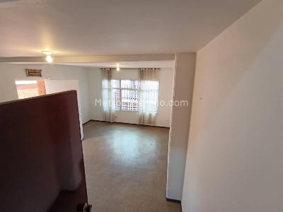 Casa de 5 alcobas en venta en Las Margaritas, Bogotá, 183 m² · foto 4 de 20