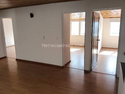 Casa de 3 alcobas en arriendo en Puente Largo, Bogotá, 250 m² · foto 9 de 17