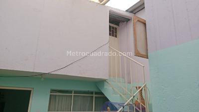Casa de 5 alcobas en venta en El Refugio Sector Santa Librada, Bogotá, 210 m² · foto 8 de 18