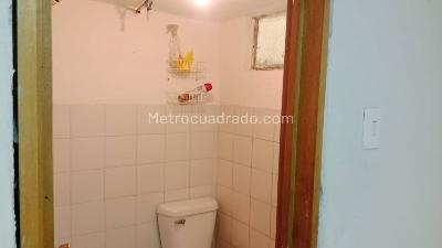 Casa de 5 alcobas en venta en El Refugio Sector Santa Librada, Bogotá, 210 m² · foto 9 de 18