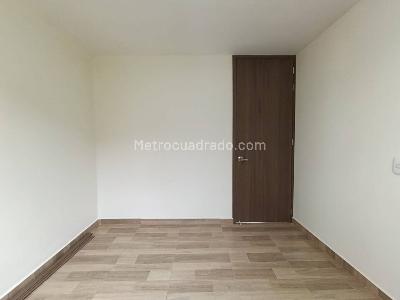 Apartamento de 2 alcobas en arriendo en Cerros De Oriente 2 Sector, Bogotá, 75 m² · foto 6 de 17