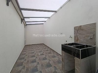 Apartamento de 2 alcobas en arriendo en Cerros De Oriente 2 Sector, Bogotá, 75 m² · foto 14 de 17
