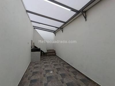 Apartamento de 2 alcobas en arriendo en Cerros De Oriente 2 Sector, Bogotá, 75 m² · foto 15 de 17