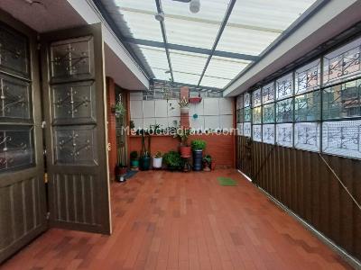 Casa de 5 alcobas en venta en Alqueria, Bogotá, 405 m² · foto 7 de 7