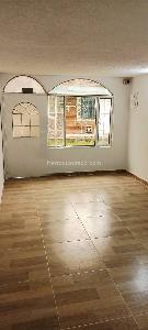 Casa en arriendo en El Carmelo, Bogotá · foto 3 de 15