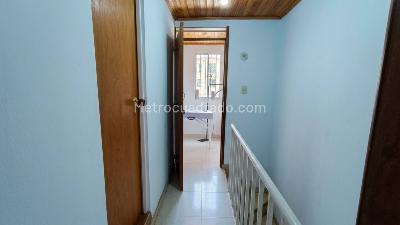 Casa de 4 alcobas en venta en Calandaima, Bogotá, 30 m² · foto 18 de 19
