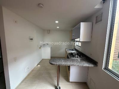 Apartaestudio en arriendo en Paris Gaitan, Bogotá · foto 9 de 16