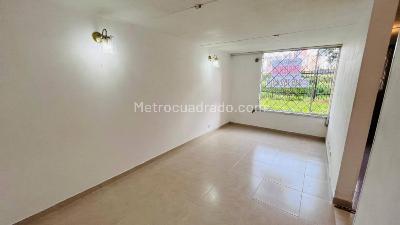 Apartamento de 2 alcobas en arriendo en San Antonio, Bogotá, 60 m² · foto 2 de 20