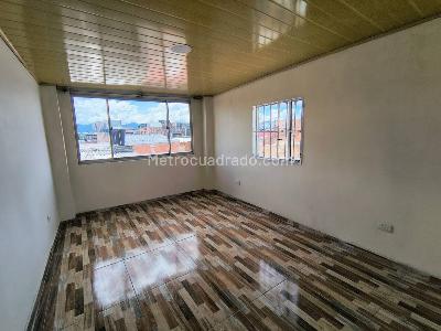 Apartamento de 3 alcobas en arriendo en Garces Navas, Bogotá, 50 m² · foto 2 de 14