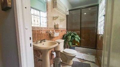Casa de 5 alcobas en venta en San Luis, Bogotá, 186 m² · foto 15 de 17