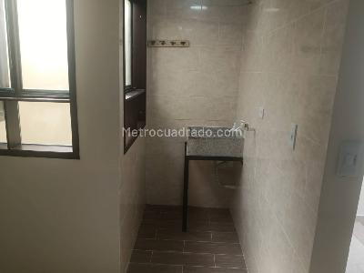 Apartaestudio en arriendo en La Libertad, Bogotá, 45 m² · foto 4 de 12