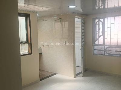 Apartaestudio en arriendo en La Libertad, Bogotá, 45 m² · foto 7 de 12