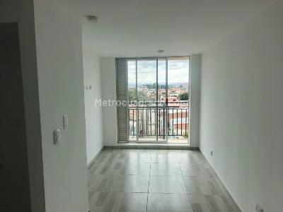Apartamento de 2 alcobas en arriendo en San Pablo, Bogotá, 42 m² · foto 2 de 19
