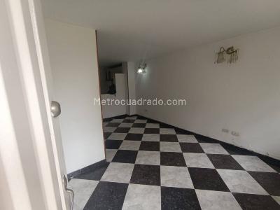 Casa de 4 alcobas en arriendo en Britalia Norte, Bogotá, 110 m² · foto 10 de 20
