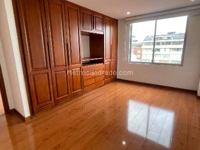 Apartamento de 1 alcoba en venta en Santa Barbara Central, Bogotá, 60 m² · foto 15 de 20