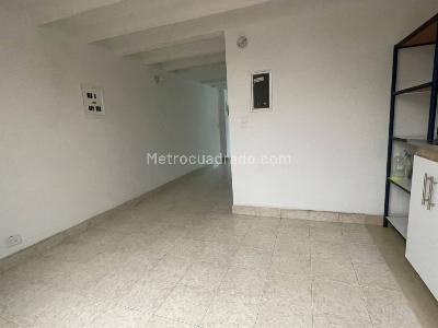 Casa de 4 alcobas en venta en Villas De Granada, Bogotá, 90 m² · foto 19 de 20
