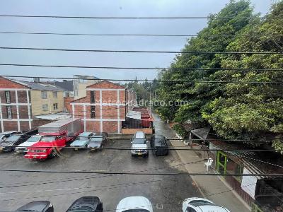 Casa de 4 alcobas en venta en Villas De Granada, Bogotá, 90 m² · foto 5 de 20