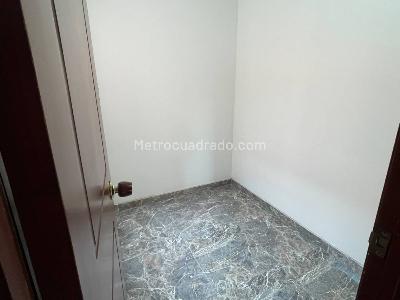 Casa de 4 alcobas en venta en Castilla, Bogotá, 65 m² · foto 10 de 20