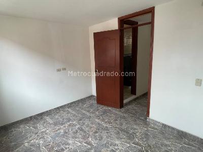 Casa de 4 alcobas en venta en Castilla, Bogotá, 65 m² · foto 17 de 20