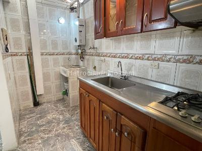 Casa de 4 alcobas en venta en Castilla, Bogotá, 65 m² · foto 4 de 20