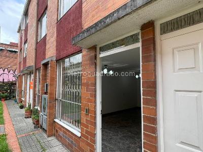 Casa de 4 alcobas en venta en Castilla, Bogotá, 65 m² · foto 8 de 20