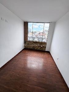 Apartamento de 2 alcobas en arriendo en La Granja, Bogotá, 45 m² · foto 2 de 12