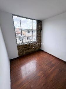 Apartamento de 2 alcobas en arriendo en La Granja, Bogotá, 45 m² · foto 3 de 12