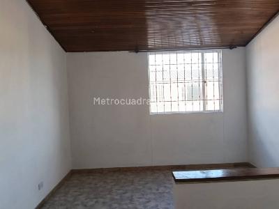 Casa de 4 alcobas en arriendo en Mandalay I Sector, Bogotá, 110 m² · foto 6 de 20