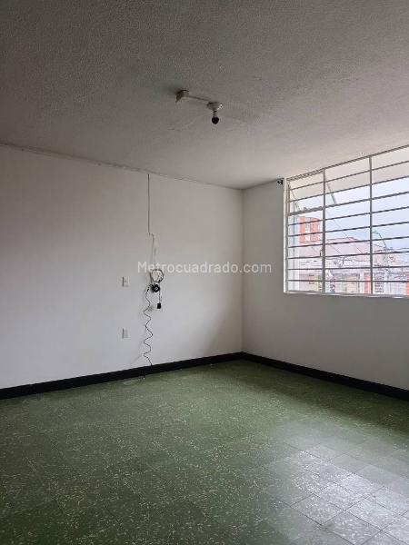 House in Bucaramanga, San Alonso, Comuna 13 - Oriental - Más