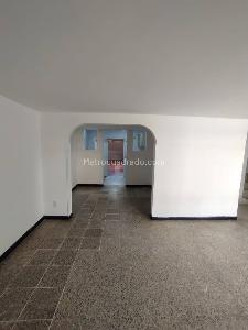 Casa de 3 alcobas en arriendo en Lagos Ii, Floridablanca, 75 m² · foto 2 de 20