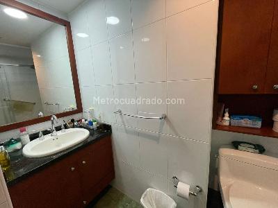 Apartamento en venta en Santa Barbara Central, Bogotá · foto 14 de 18