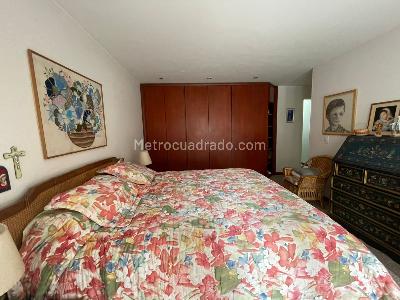 Apartamento en venta en Santa Barbara Central, Bogotá · foto 11 de 18