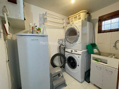 Apartamento en venta en Santa Barbara Central, Bogotá · foto 8 de 18