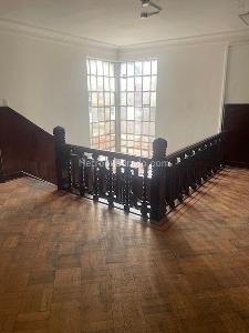 Casa de 5 alcobas en venta en Chapinero Central, Bogotá, 533 m² · foto 3 de 20