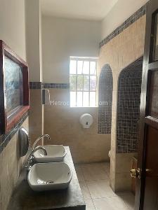 Casa de 5 alcobas en venta en Chapinero Central, Bogotá, 533 m² · foto 7 de 20