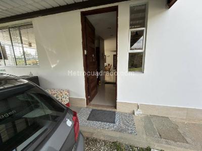 Casa de 3 alcobas en venta en Siria Circasia, Armenia, 1241 m² · foto 19 de 20