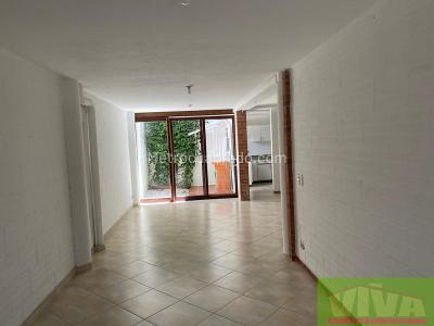 Casa de 3 alcobas en venta en San Antonio De Pereira, Rionegro, 170 m² · foto 3 de 17