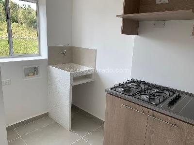 Apartamento de 2 alcobas en venta en Fontibon, Rionegro, 57 m² · foto 2 de 10