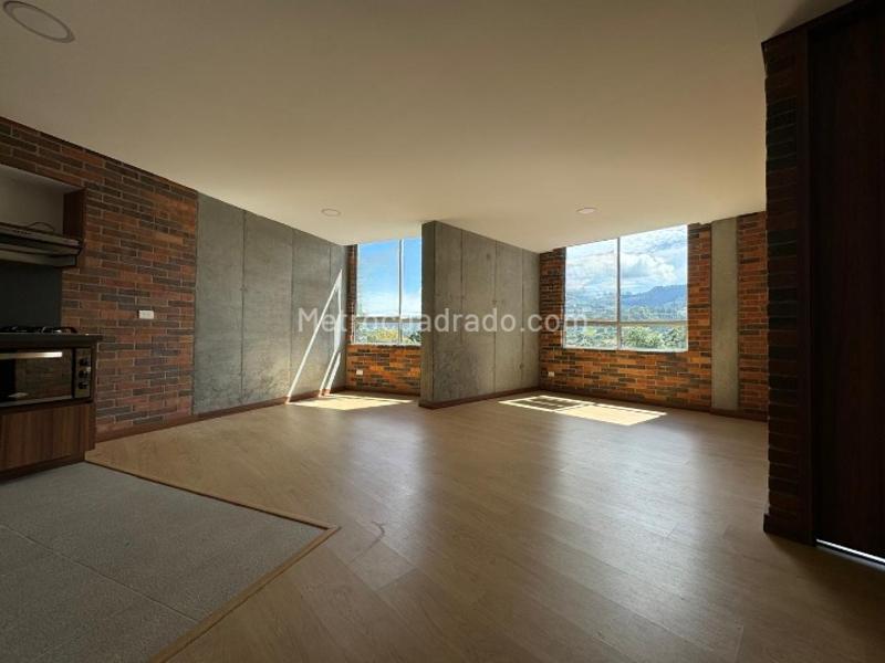 2BR Apartment in El Retiro (74 m²) - 4
