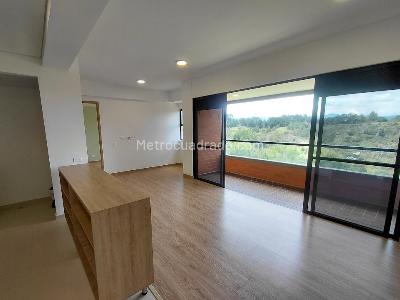 Apartamento de 2 alcobas en venta en Barro Blanco, Rionegro, 76 m² · foto 2 de 20